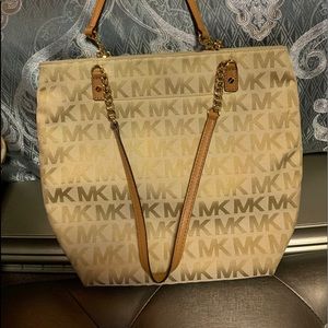 Michael Kors Shoulder Bag